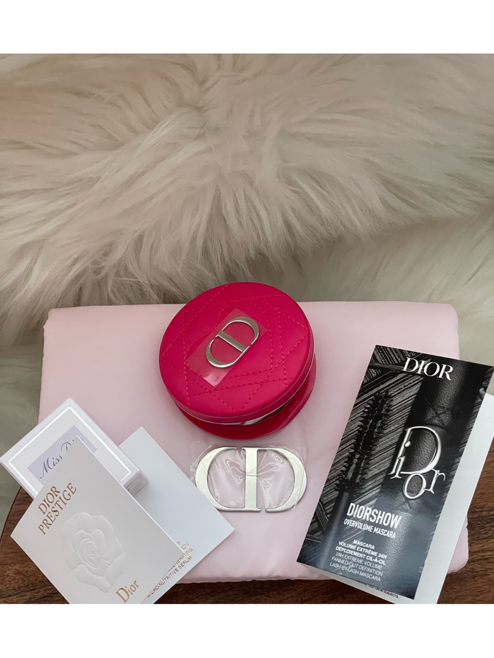 DIOR 5 Piece Gift Set - Bag, Mirror, & 3 Products - Picture 3 of 4